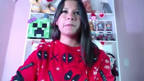 Snapshot of evybubbles_ chatting on 02.16.25 Im Evy online show from 02.16.25