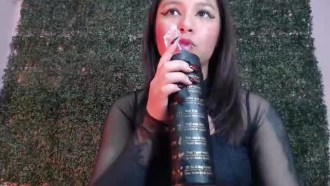 Im Evy online show from 02.06.26