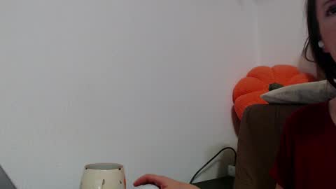 ExclusiveMilen online show from 12.12.24