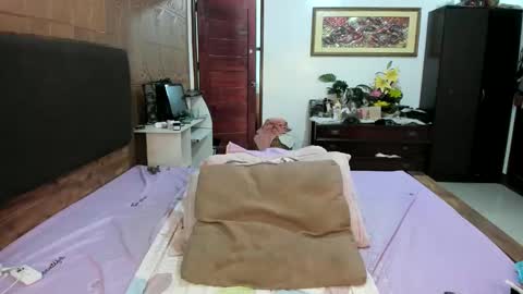 voloptous mommy angel online show from 02.15.26