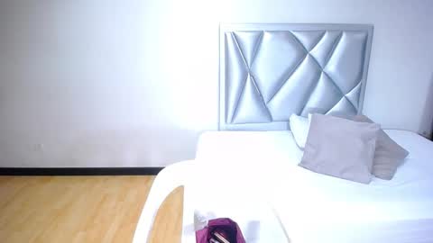 exotic_karmella online show from 02.10.25
