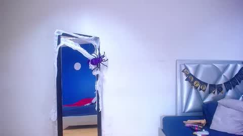 exotic_karmella online show from 11.01.25