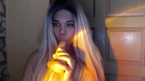 Nica online show from 02.11.25