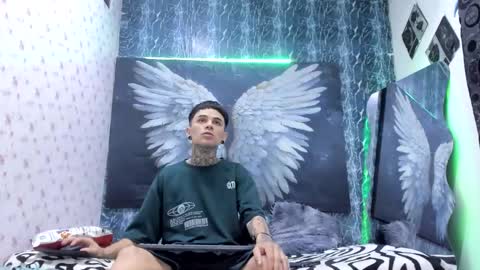 exotichot_couple online show from 04.13.26