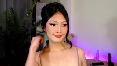 Candy  online show from 12.13.24