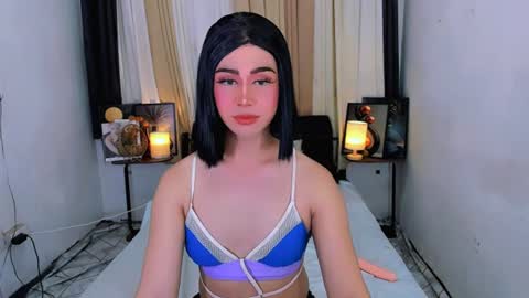 Snapshot of expensive_elise chatting on 07.06.26 expensive_elise online show from 07.06.26