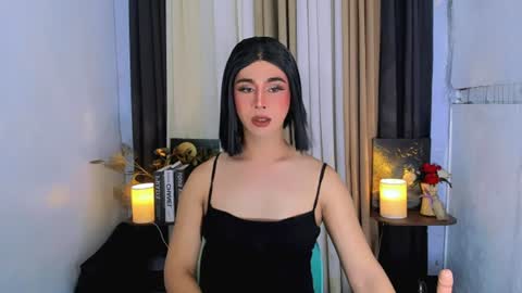 Snapshot of expensive_elise chatting on 07.12.26 expensive_elise online show from 07.12.26