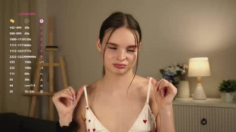 Hollywood or just holly online show from 10.27.25