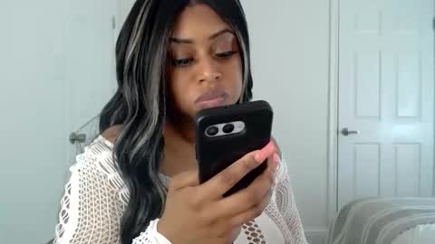 exstacybanks online show from 11.14.25