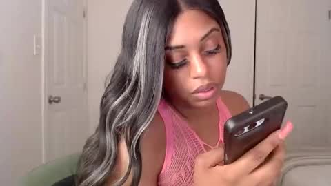 exstacybanks online show from 11.19.25