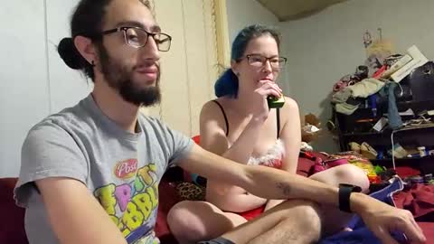 Extrastatic94 online show from 12.26.24