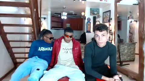 extrangers online show from 12.08.24