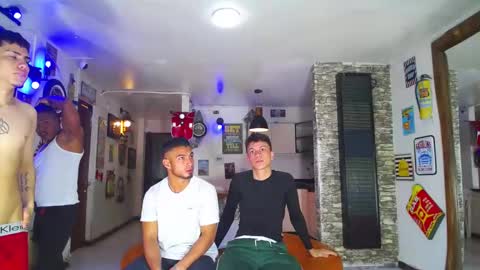 extrangers online show from 01.27.25