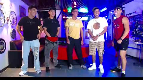 Snapshot of extrangers chatting on 12.21.25 extrangers online show from 12.21.25