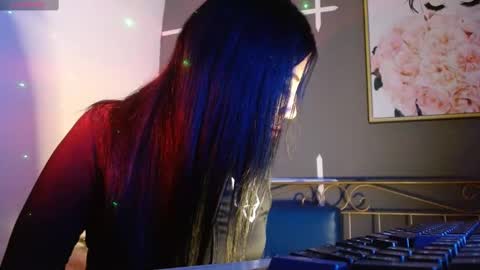 The Spoiled Simone  online show from 09.26.25