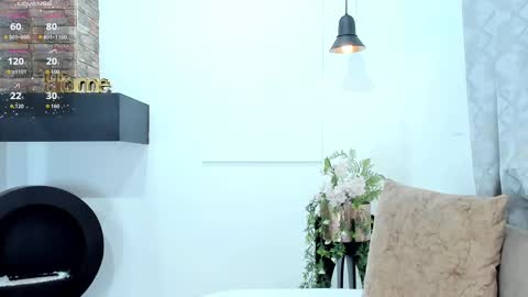 Snapshot of eyes_duque chatting on 11.07.25 online show from 11.07.25