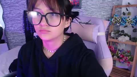 eyes moon online show from 06.15.26