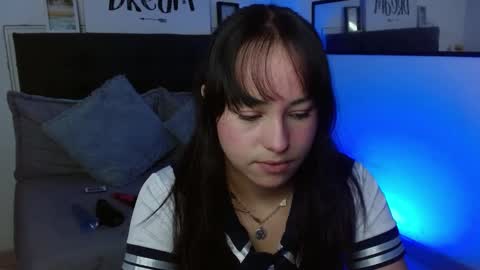 eymmy_24 online show from 09.13.25