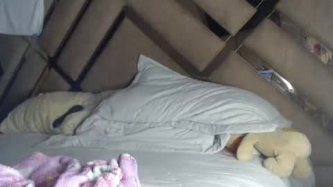 eyshaexotii online show from 11.14.25