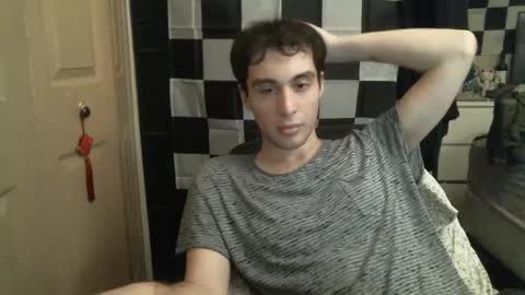 Snapshot of ezra_naamah chatting on 01.29.25 Ezra Naamah online show from 01.29.25