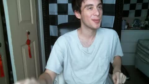 Snapshot of ezra_naamah chatting on 02.09.25 Ezra Naamah online show from 02.09.25