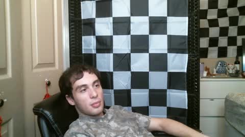 Snapshot of ezra_naamah chatting on 02.12.25 Ezra Naamah online show from 02.12.25