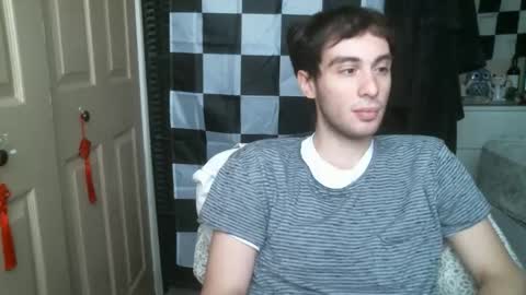 Snapshot of ezra_naamah chatting on 02.22.25 Ezra Naamah online show from 02.22.25