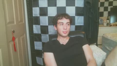 Snapshot of ezra_naamah chatting on 03.05.25 Ezra Naamah online show from 03.05.25