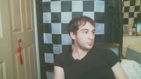 Snapshot of ezra_naamah chatting on 03.05.25 Ezra Naamah online show from 03.05.25