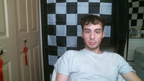 Snapshot of ezra_naamah chatting on 03.10.25 Ezra Naamah online show from 03.10.25