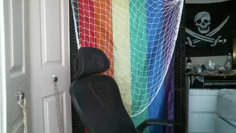 Snapshot of ezra_naamah chatting on 02.25.26 Ezra Naamah online show from 02.25.26