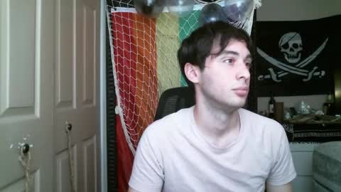 Ezra Naamah online show from 04.14.26