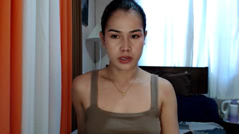 UR SWEET EZRA online show from 12.02.25