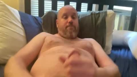 Snapshot of ezrandomguy chatting on 07.17.26 ezrandomguy online show from 07.17.26