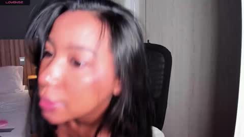 Thianna online show from 03.11.26