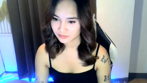 Snapshot of fabulous_cristy24 chatting on 06.14.26 fabulous_cristy24 online show from 06.14.26