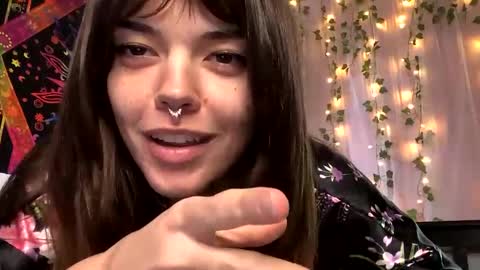 Faerie 3 online show from 09.29.25