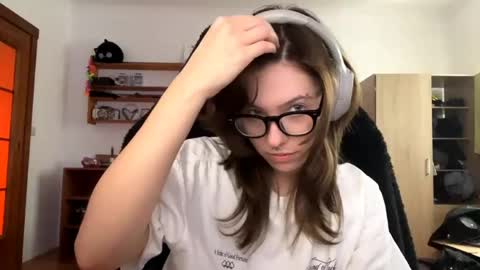 Loly online show from 04.17.26