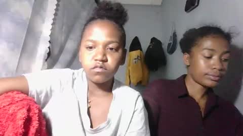 Snapshot of faiqua95 chatting on 03.22.26 faiqua95 online show from 03.22.26