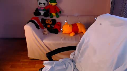 Elli  online show from 03.05.25