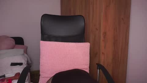 Kamila online show from 11.29.25