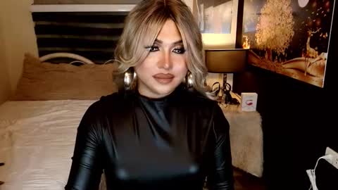 CLAUDIA VALVALERA online show from 02.06.26