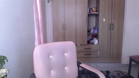 fairylatin online show from 12.15.24