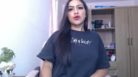 fairylatin online show from 12.16.24