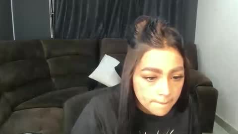 fairylatin online show from 11.24.25