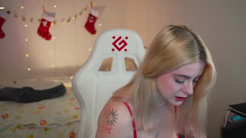 Vi  online show from 12.18.24