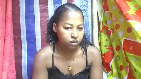 Snapshot of faissane9794 chatting on 02.19.26 faissane9794 online show from 02.19.26