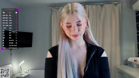 Emilia online show from 03.11.25