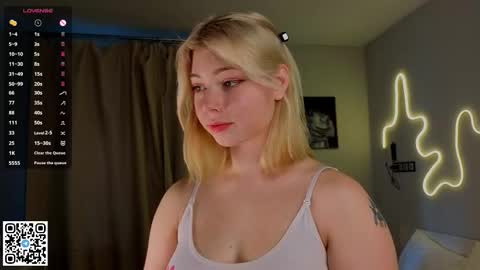 Emilia online show from 09.30.25