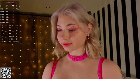 Emilia online show from 11.19.25